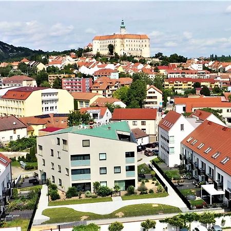 Palm Garden Apartment 1 Mikulov Bagian luar foto